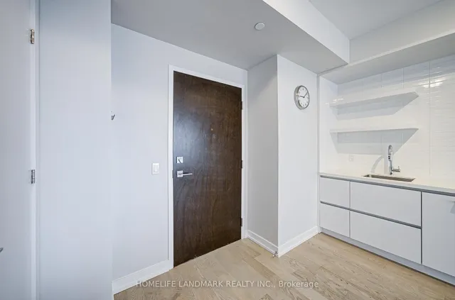 Additional image 9 of 2221 Yonge St Unit 2304