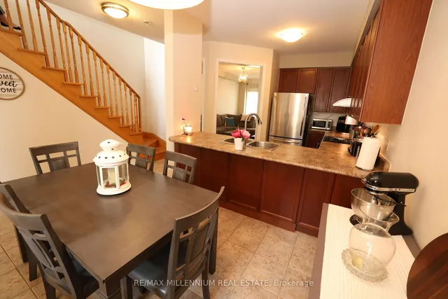 Additional image 8 of 1015 Galeway Blvd Unit 5