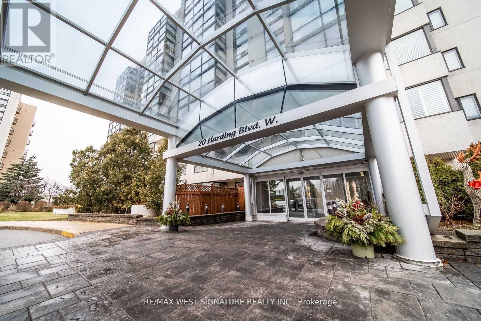 111 - 20 HARDING BOULEVARD|Richmond Hill (Harding), Ontario L4C9S4