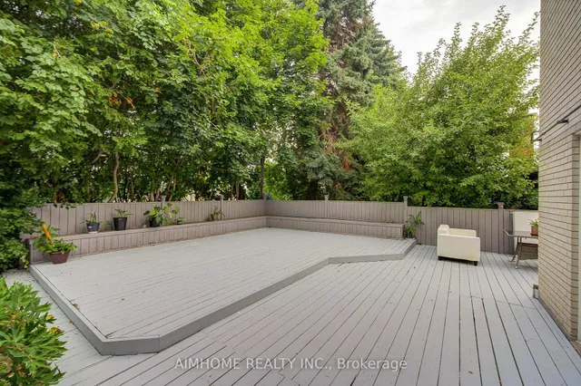 Additional image 48 of 18 Colonnade Rd