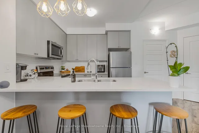 Additional image 20 of 610 Farmstead Dr Unit 324