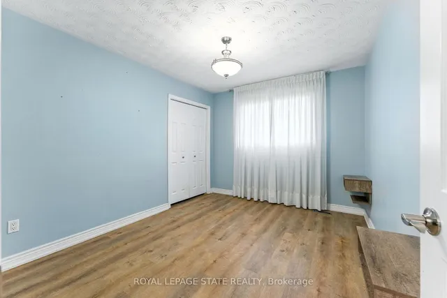 Additional image 26 of 286 LLOYMINN Ave