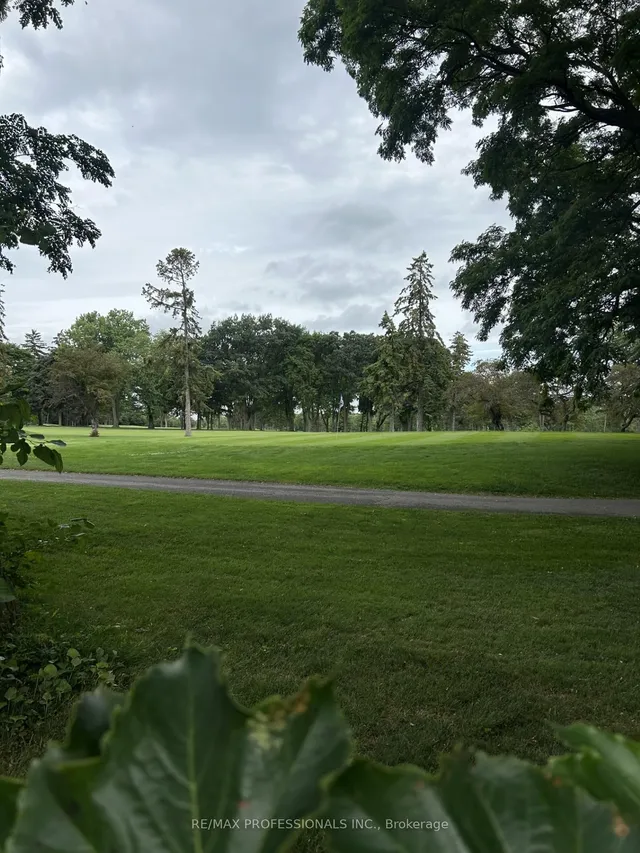 Additional image 38 of 8 St Phillips Rd