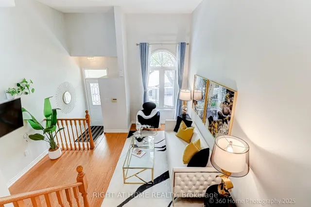 Additional image 10 of 83 Mondeo Dr Unit 290