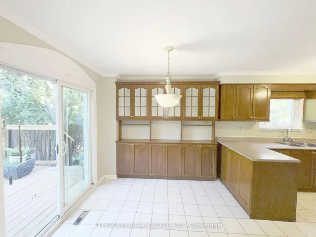 Additional image 11 of 191 Genesee Dr