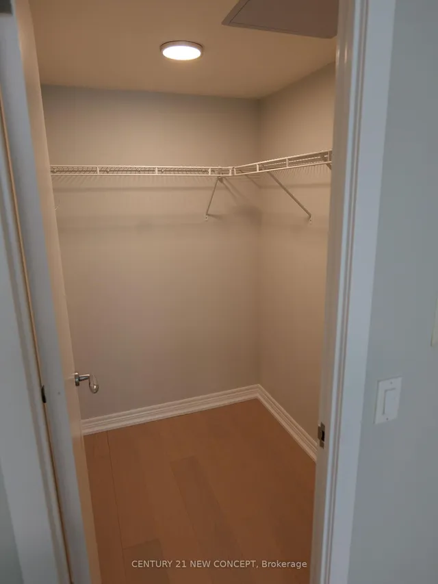 Additional image 21 of 18 Parkview Ave Unit 1006