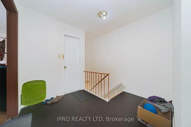 Additional image 21 of 25 Vodden Crt Unit 25