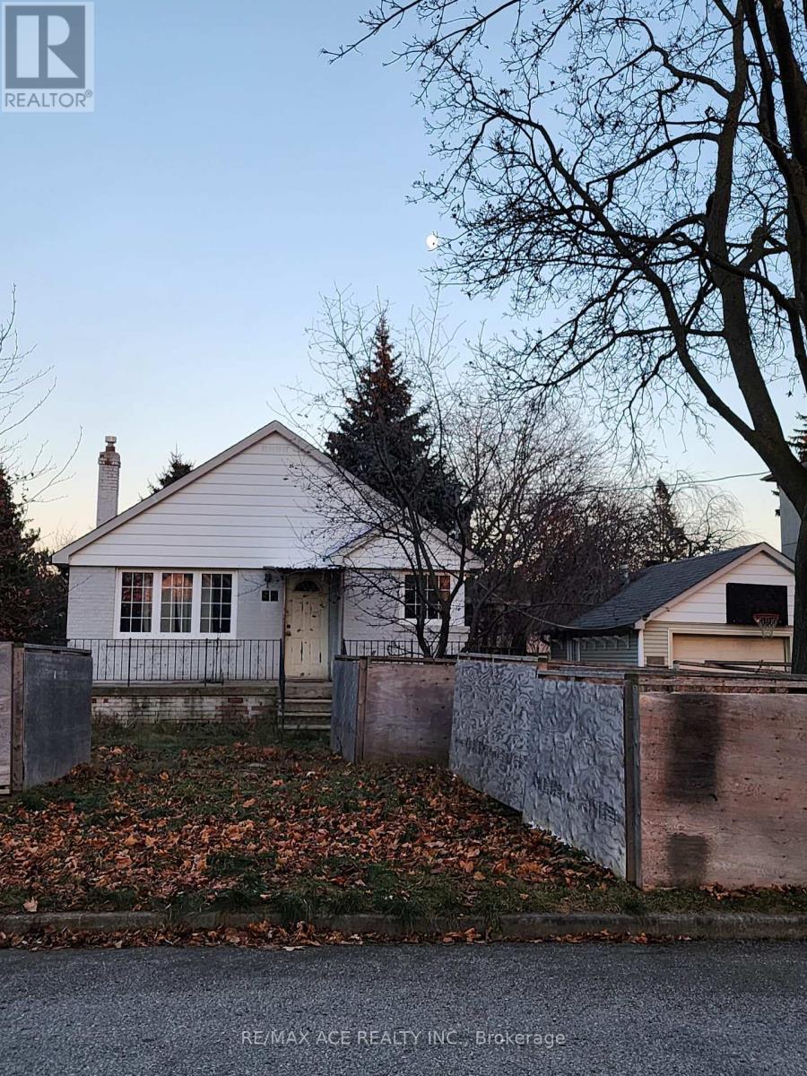 Property image for 57 EASTVILLE AVENUE|Toronto (Cliffcrest), Ontario M1M2N6