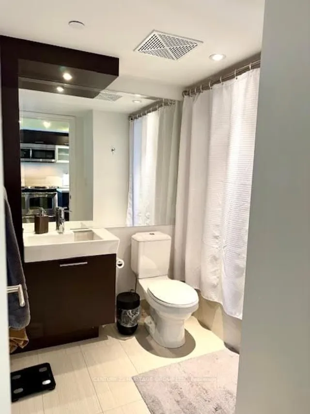 Additional image 11 of 386 Yonge St Unit 2312