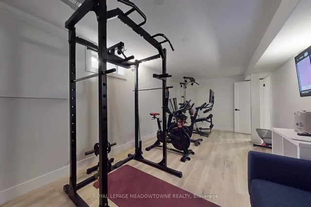 Additional image 40 of 365 Celtic Dr