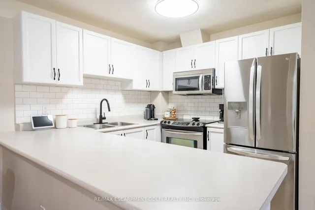 Additional image 10 of 4140 Foxwood Dr Unit 203