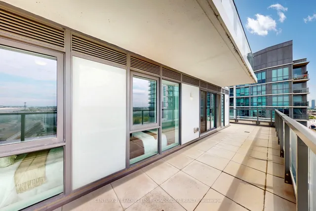 Additional image 39 of 1195 The Queensway St Unit 907