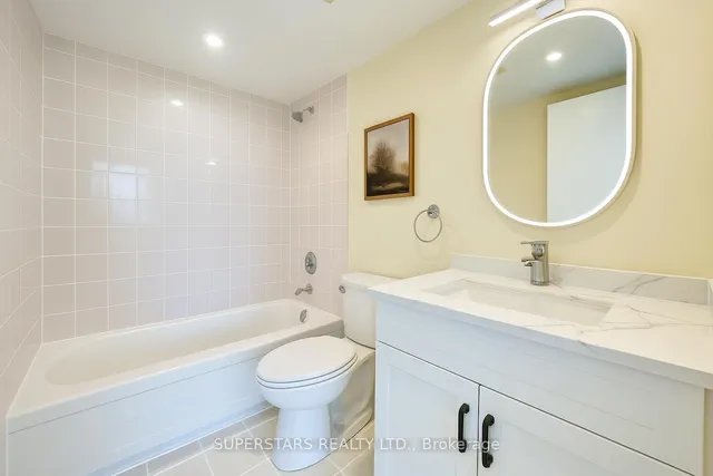 Additional image 15 of 300 Alton Towers Circ Unit 408