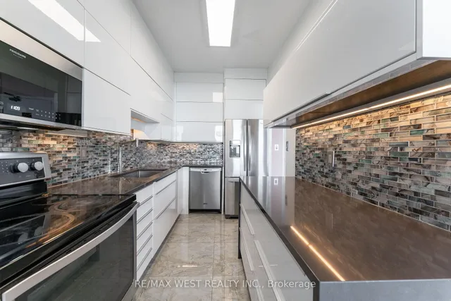 Additional image 7 of 5 Massey Sq Unit PH5