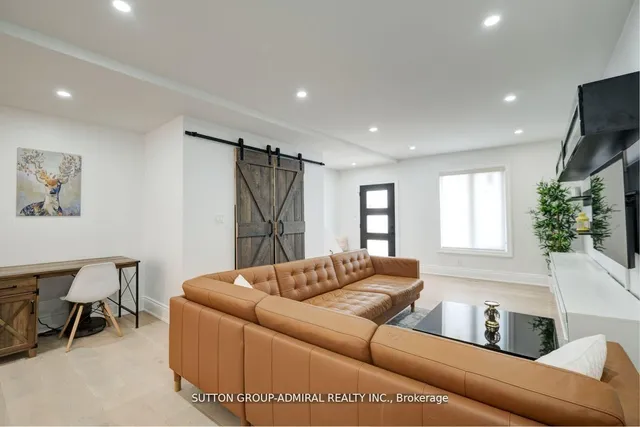 Additional image 8 of 70 Carlaw Ave