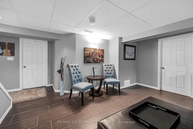 Additional image 36 of 43 Medici Lane