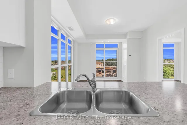 Additional image 17 of 460 DUNDAS St Unit 402