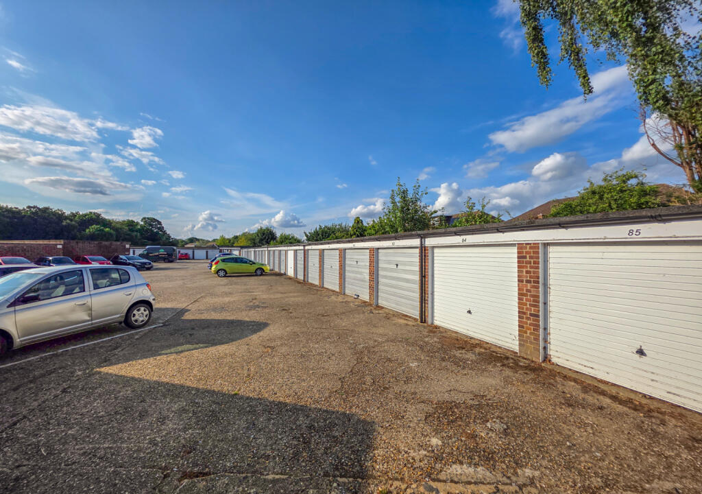 Additional image 11 of Hughenden Road, St. Albans, Hertfordshire, AL4