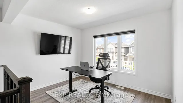 Additional image 11 of 732 Aspen Terr