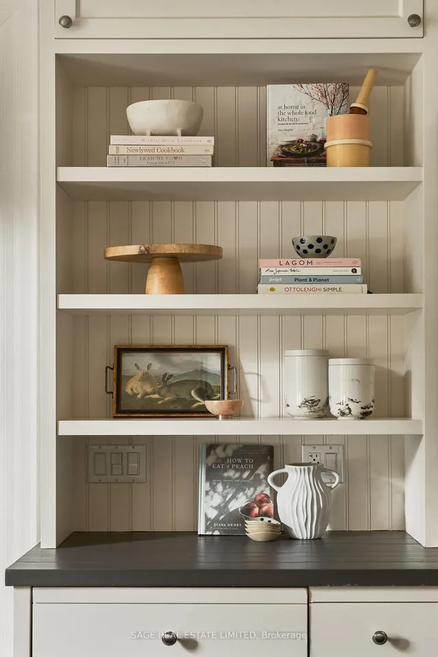 Additional image 11 of 73 Lakeview Ave