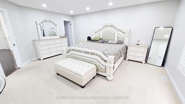 Additional image 14 of 2 Buchanan Cres