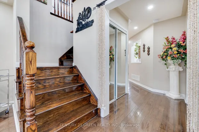 Additional image 11 of 1107 Barr Cres