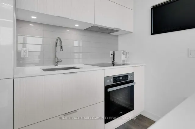 Additional image 18 of 15 Lower Jarvis St Unit 3813