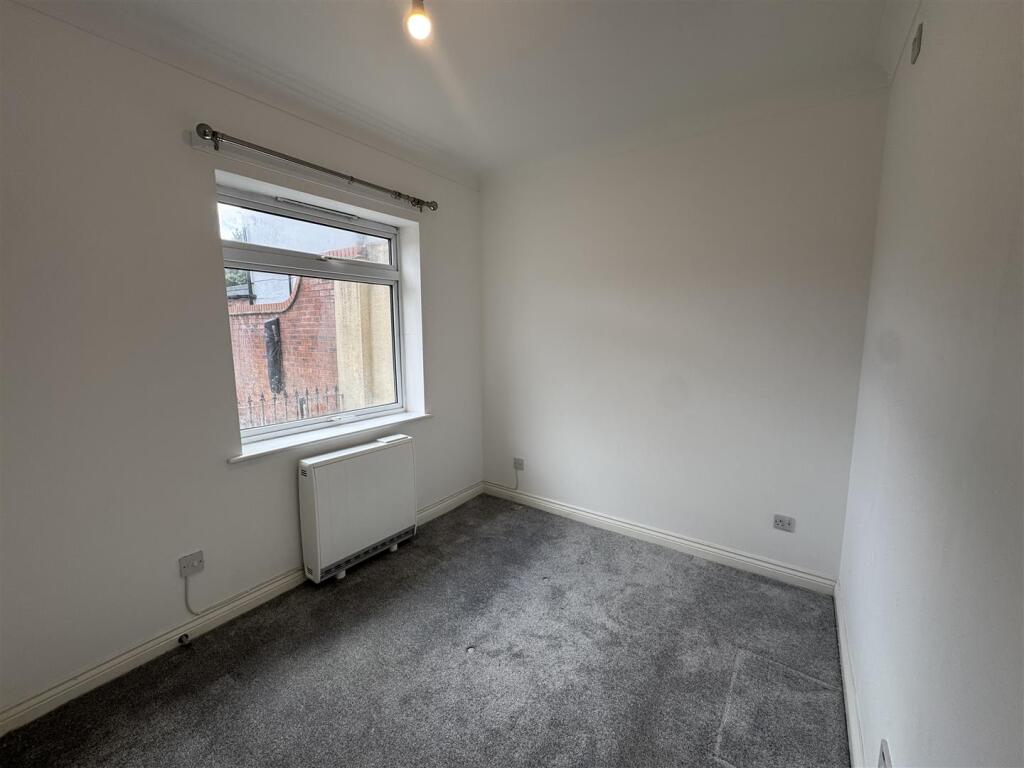 Additional image 5 of Spinners End Drive, Cradley Heath, West Midlands