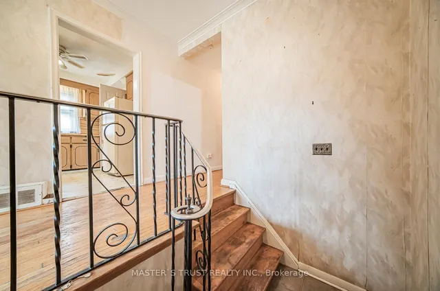 Additional image 4 of 60 Gage Ave