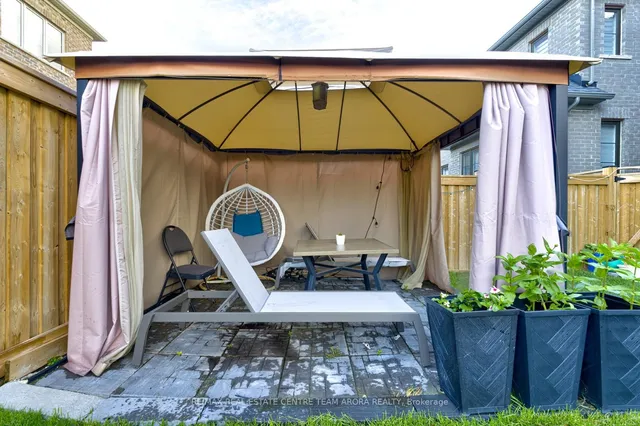 Additional image 48 of 17 Frost St