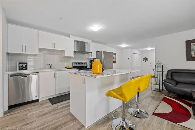 Additional image 9 of 1 Redfern Ave Unit 228