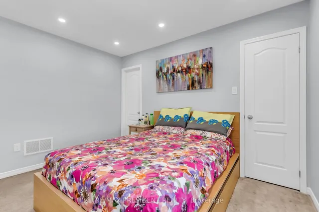 Additional image 23 of 971 Francine Cres