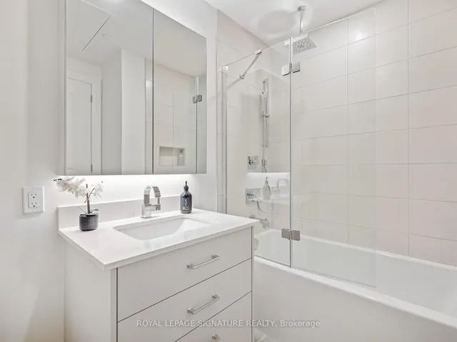 Additional image 26 of 285 Avenue Rd Unit 304