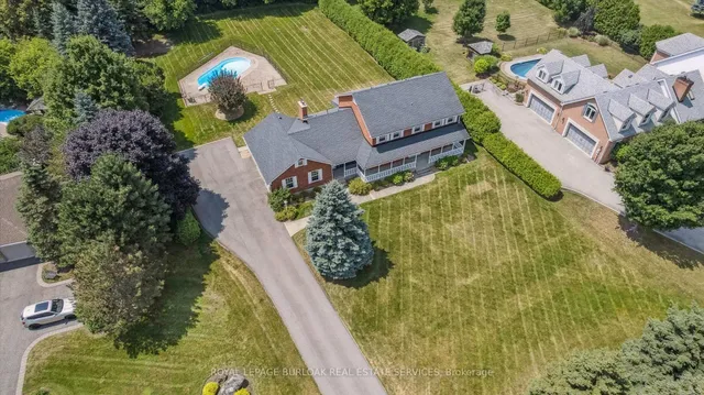 Additional image 50 of 80 Mae Crt