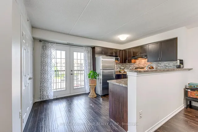 Additional image 18 of 1370 Main St Unit 312