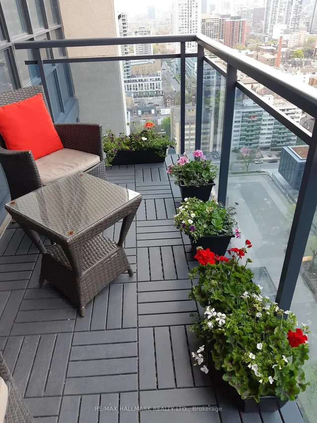 Additional image 20 of 28 Linden St Unit 2507