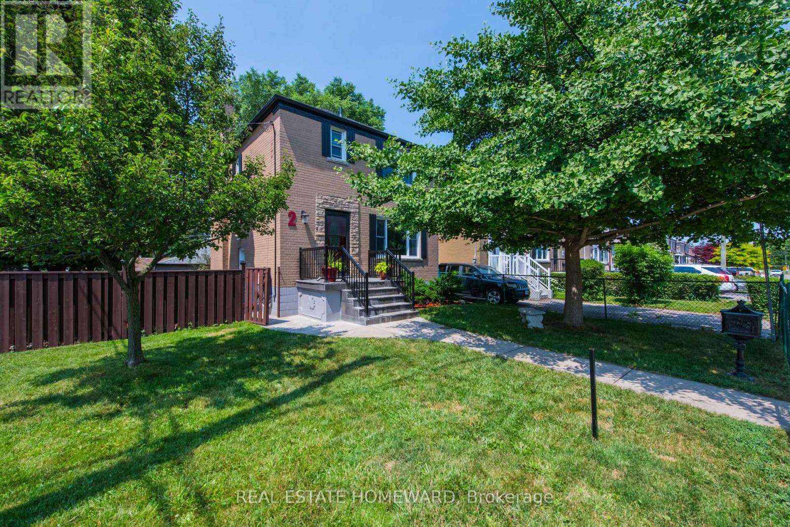 2 RUPERT STREET|Toronto (Clairlea-Birchmount), Ontario M1K1T4