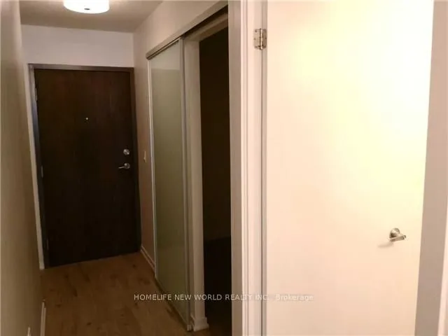 Additional image 3 of 36 Lisgar St Unit 517E