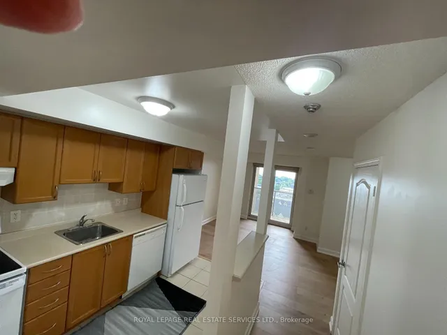 Additional image 3 of 4 Elsinore Path Unit 1105