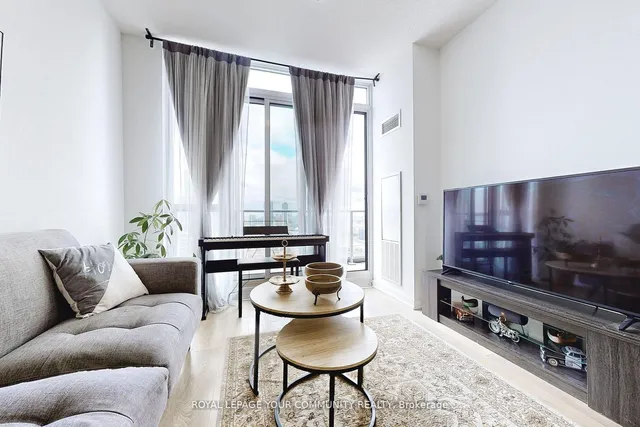 Additional image 17 of 38 FOREST MANOR Rd Unit 2403