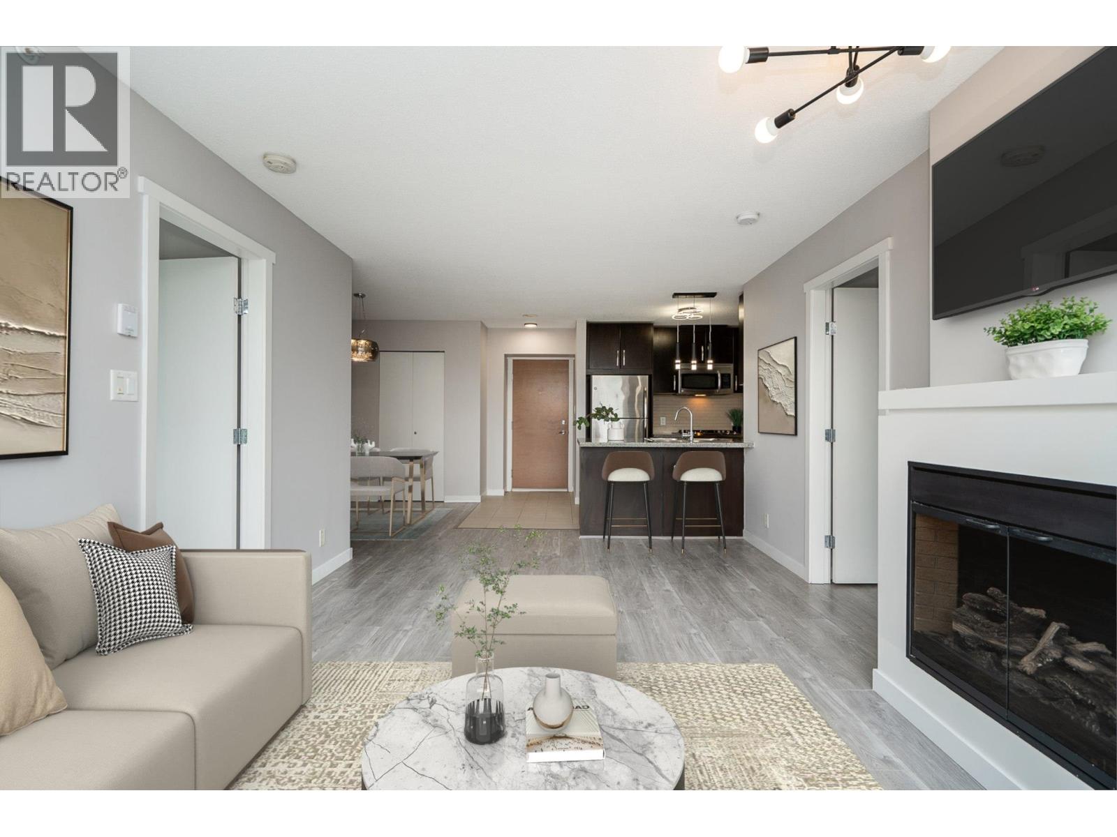 1909 660 NOOTKA WAY|Port Moody, British Columbia V3H0B7