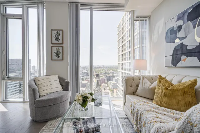 Additional image 22 of 101 Peter St Unit 3710