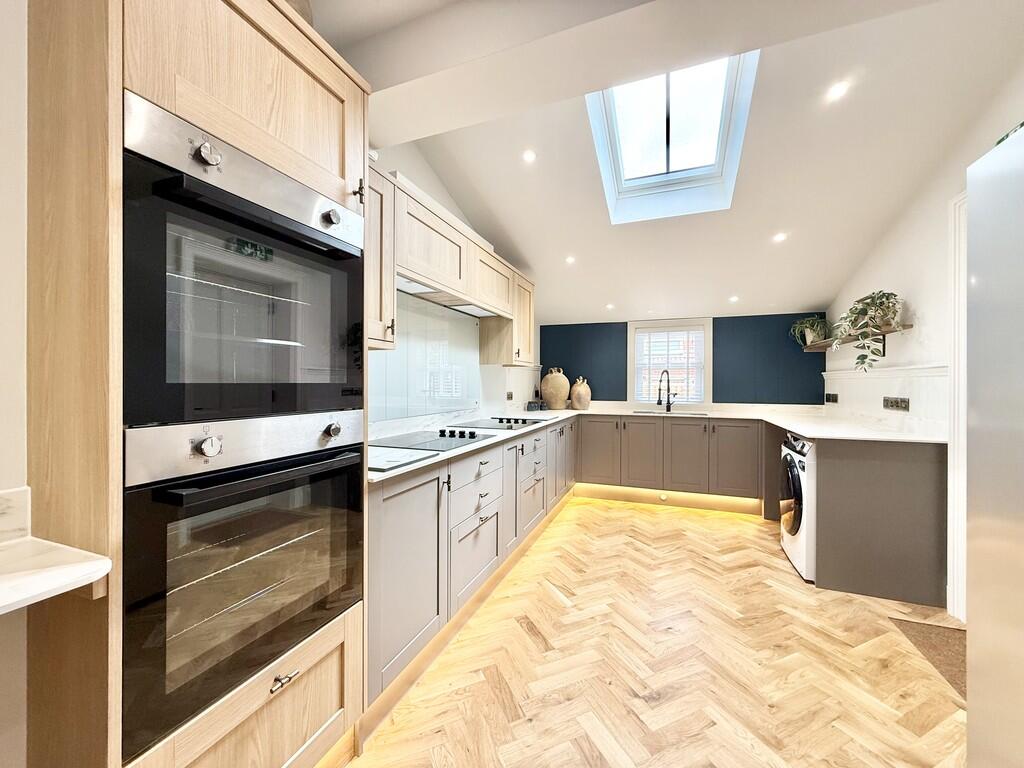 Additional image 9 of Hendford Hill