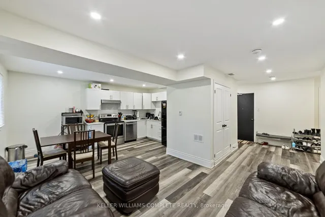 Additional image 3 of 220 Caroline St