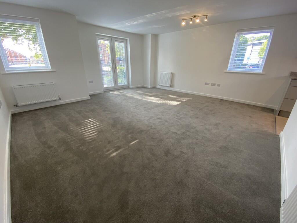 Additional image 12 of Aston Avenue, Shirley