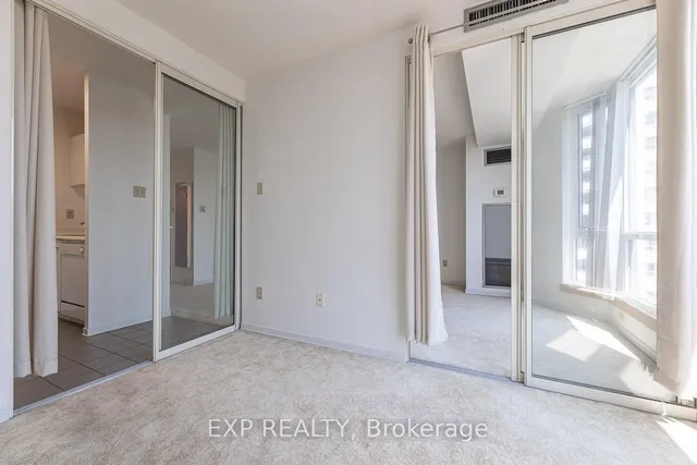 Additional image 8 of 1055 Bay St Unit 1903