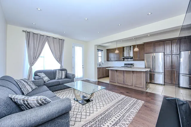 Additional image 15 of 1395 Chretien St