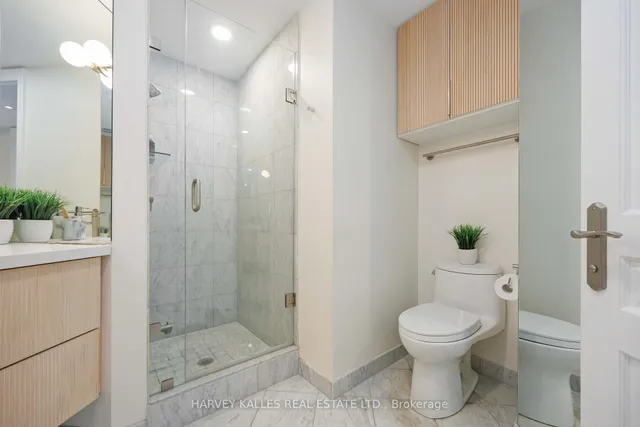 Additional image 41 of 10 Bellair St Unit 1403