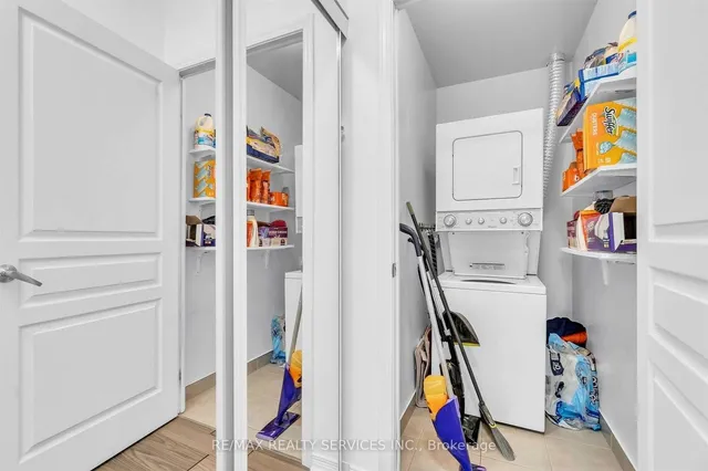 Additional image 12 of 352 Front St Unit 1413