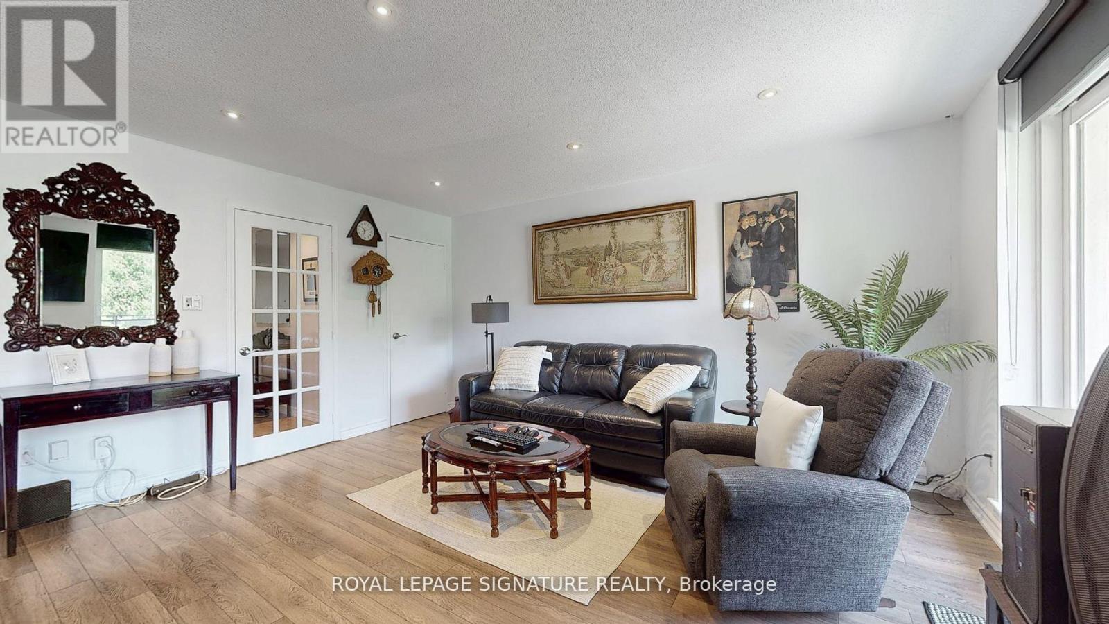 190 - 20 MOONSTONE BYWAY|Toronto (Hillcrest Village), Ontario M2H3J4